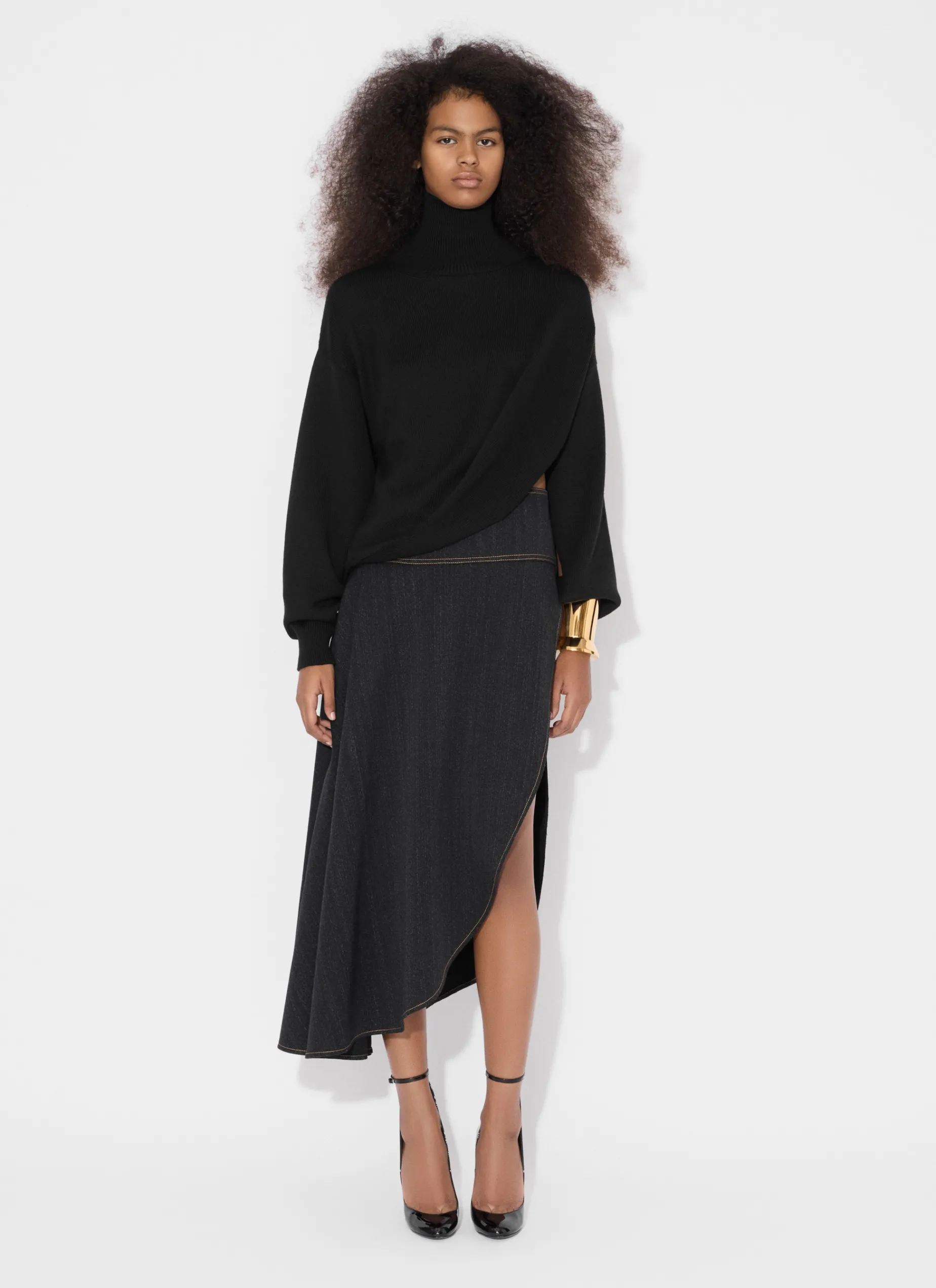 ASYMMETRICAL KNIT JUMPER