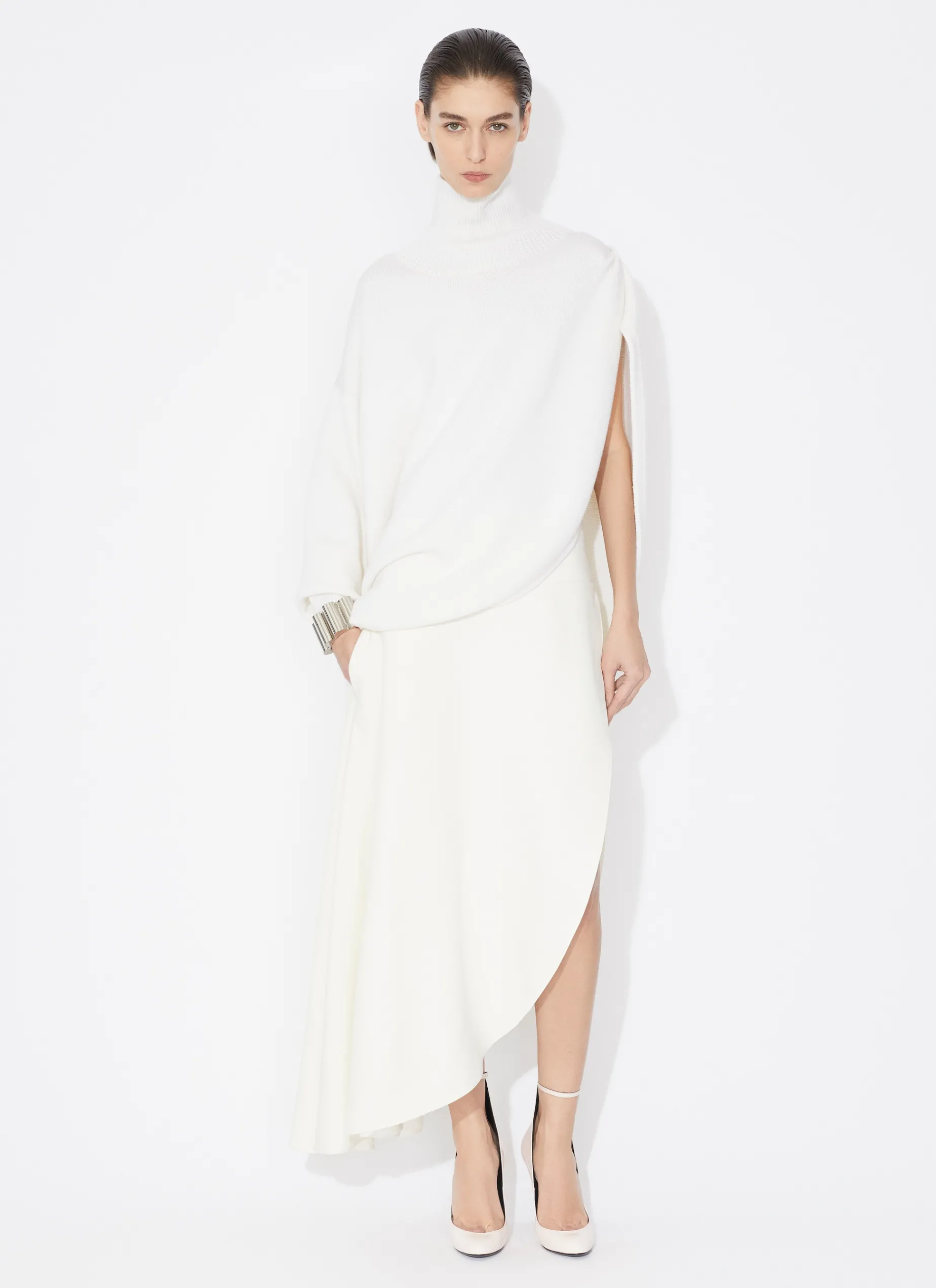FLUID ASYMMETRIC SKIRT