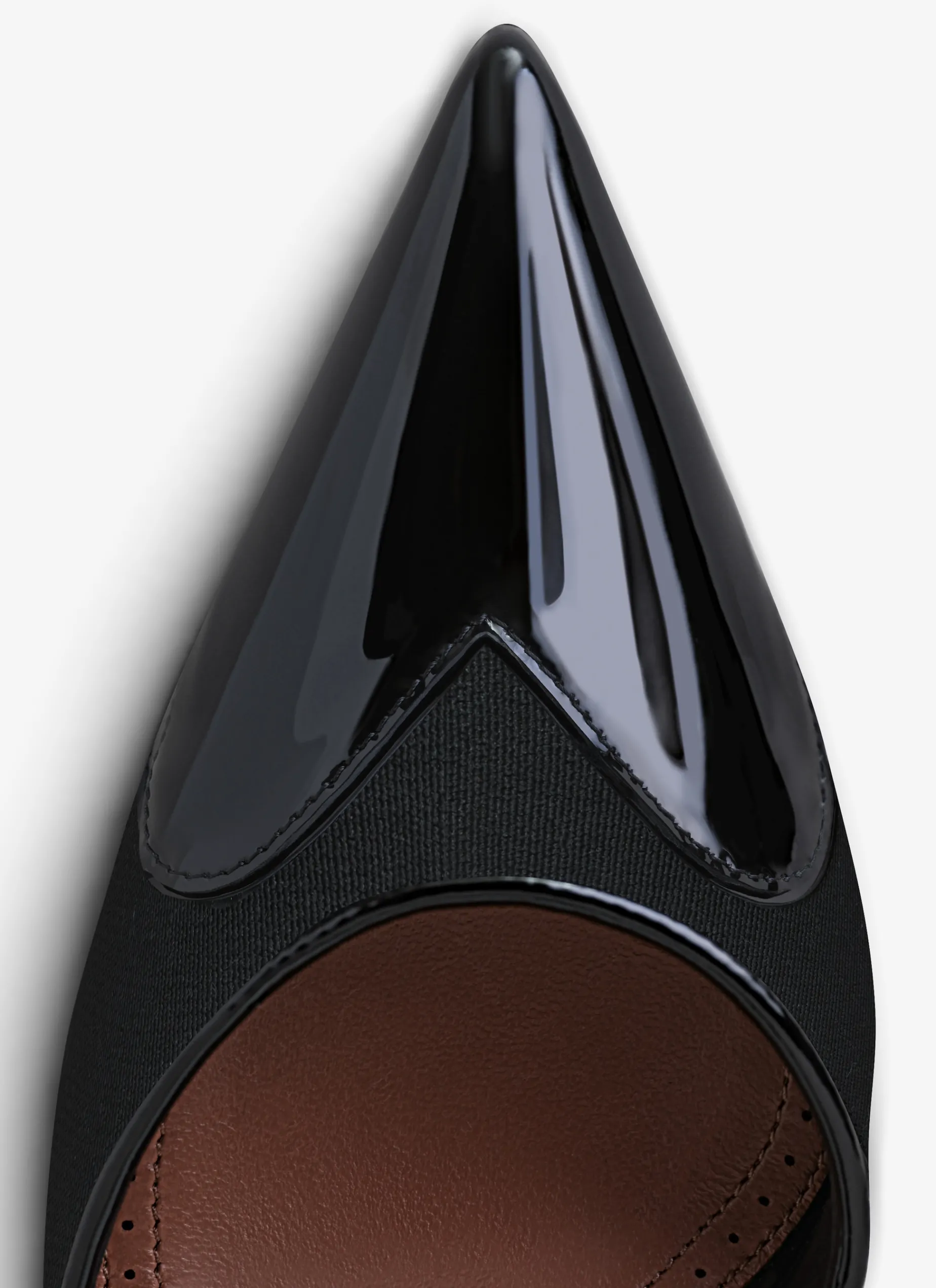 LE CŒUR MULES IN PATENT CALFSKIN