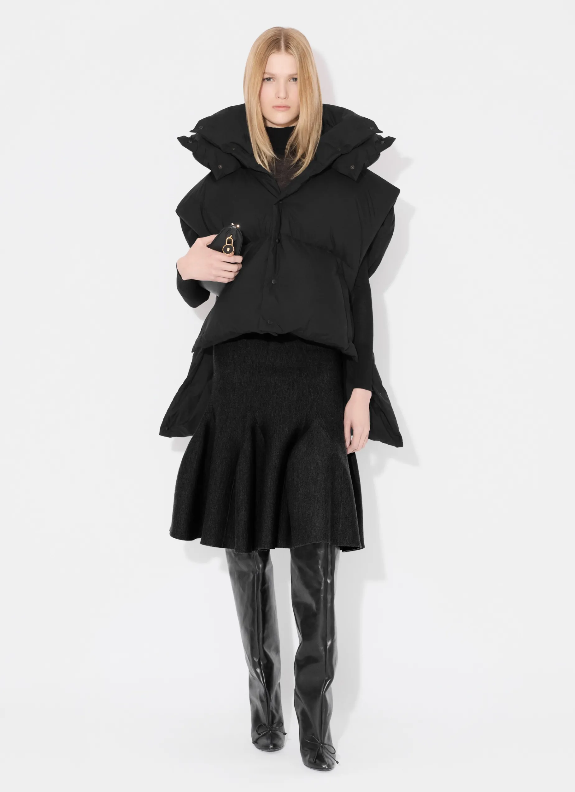 MIDI SKIRT IN SCULPTURAL GODET KNIT