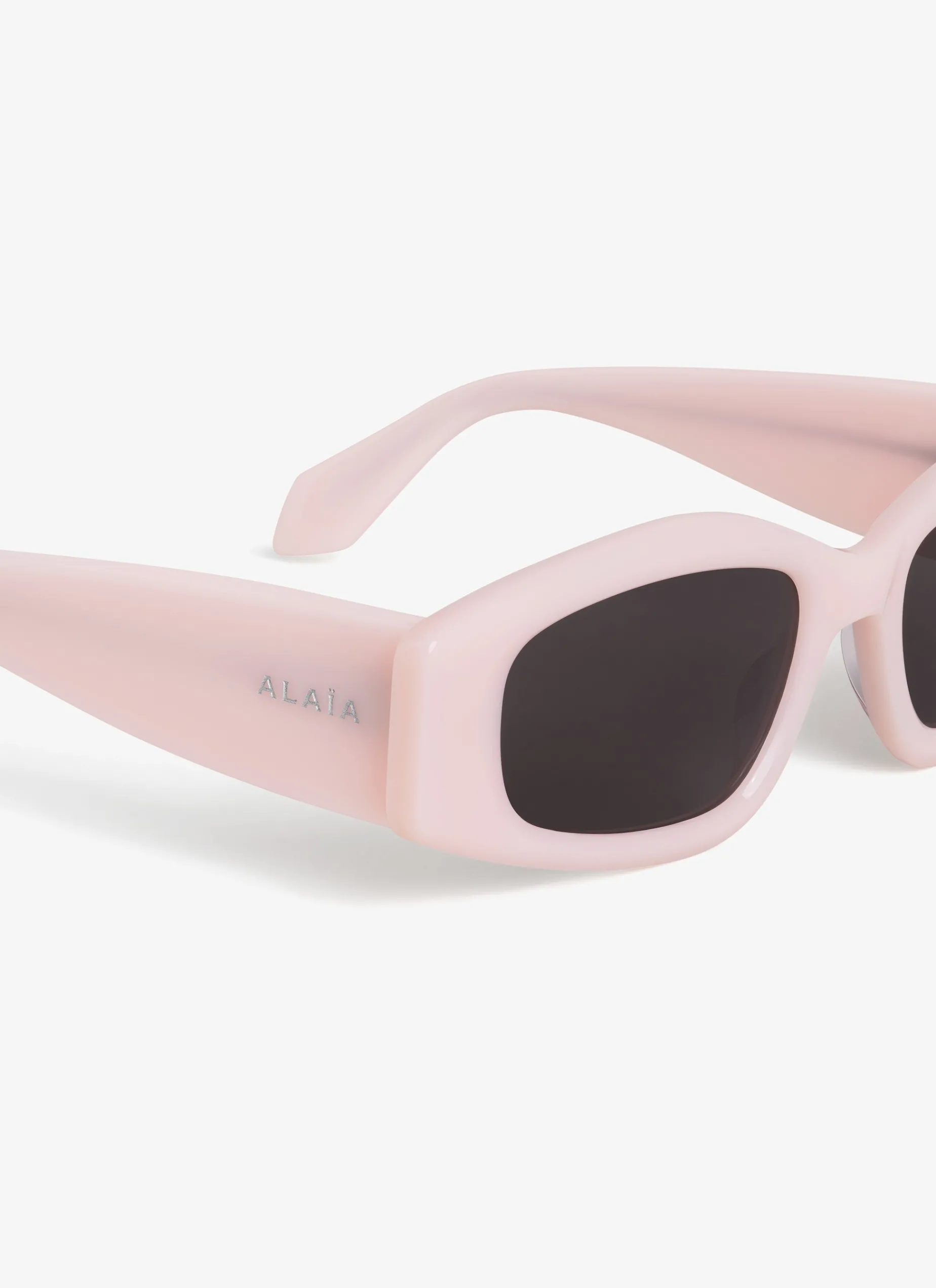 OVAL SUNGLASSES