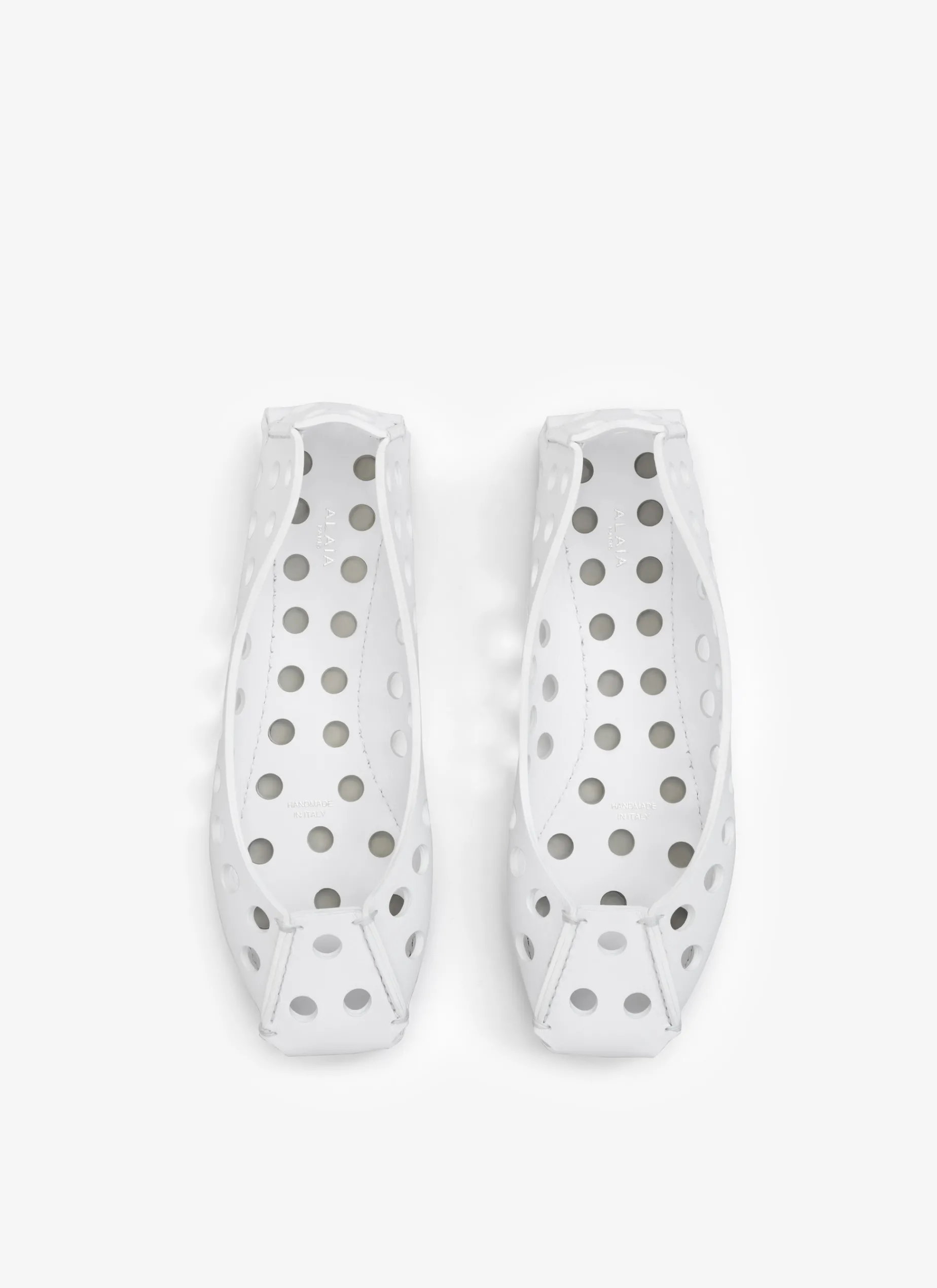 PERFO BALLET FLATS IN CALFSKIN