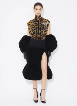 SLIT SKIRT IN KNITTED FUR